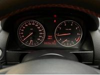 BMW X1 2.0 วิ่ง 80000 KM ปี2013 ขาว เบาะแดง รูปที่ 11